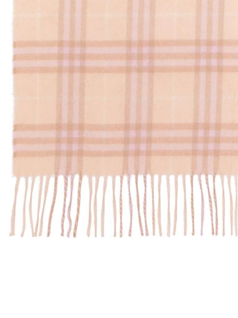 商品Burberry|Burberry - Vintage Check Cashmere Scarf,价格¥3195,第2张图片详细描述