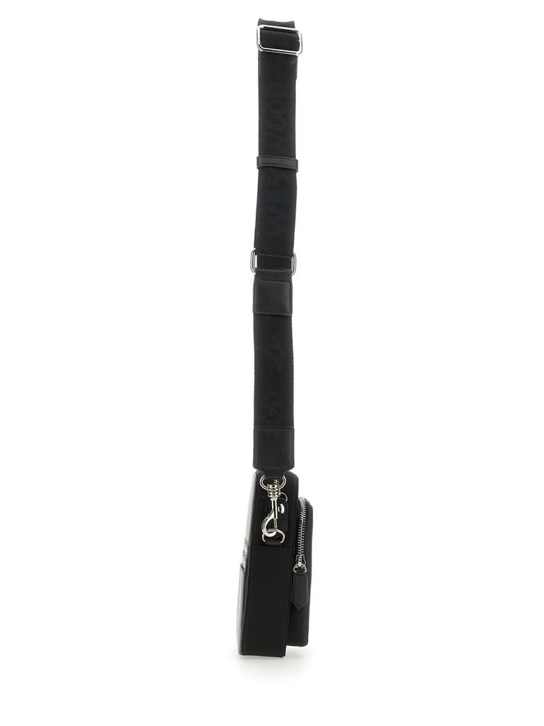商品Vivienne Westwood|Vivienne Westwood Logo Plaque Zipped Shoulder Bag,价格¥2454,第3张图片详细描述