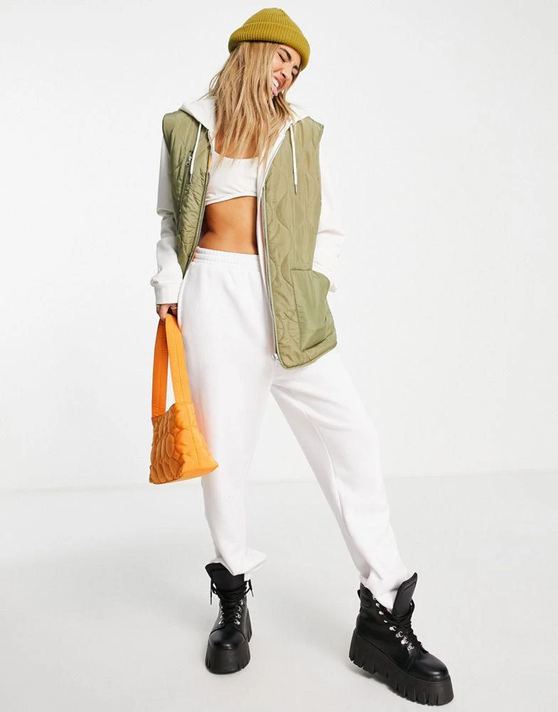 商品Topshop|Topshop quilted bomber gilet with contrast lining in khaki,价格¥174,第4张图片详细描述