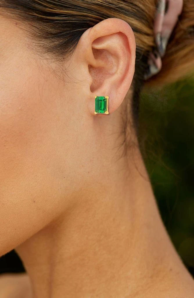 商品Savvy Cie Jewels|18K Yellow Gold Vermeil Prong Set Emerald Cut CZ Stud Earrings,价格¥188,第2张图片详细描述