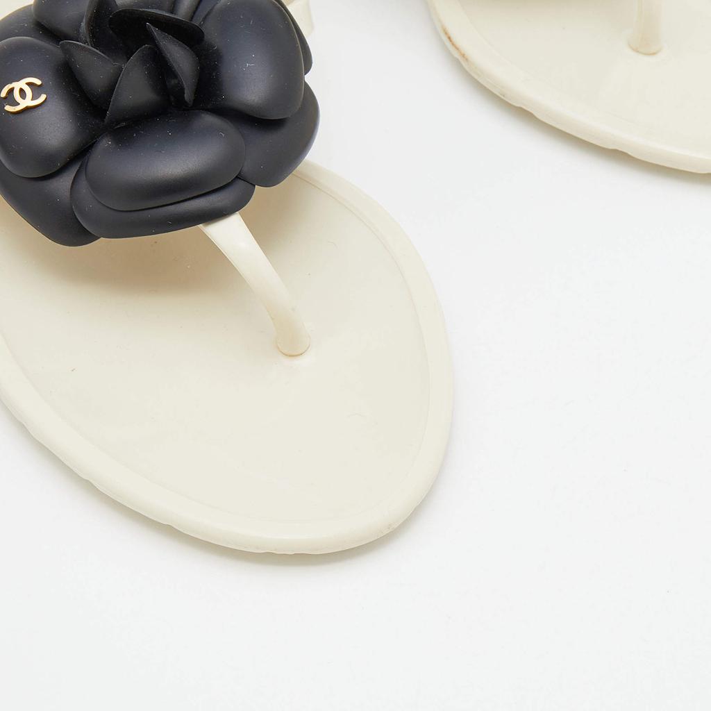 Chanel Cream Rubber Camellia Flower Thong Flats Size 36商品第7张图片规格展示