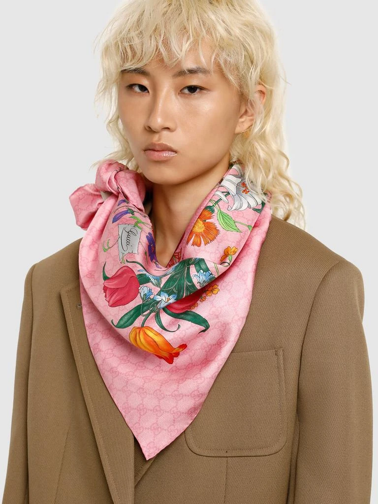 商品Gucci|Flora Silk Scarf,价格¥3785,第1张图片详细描述