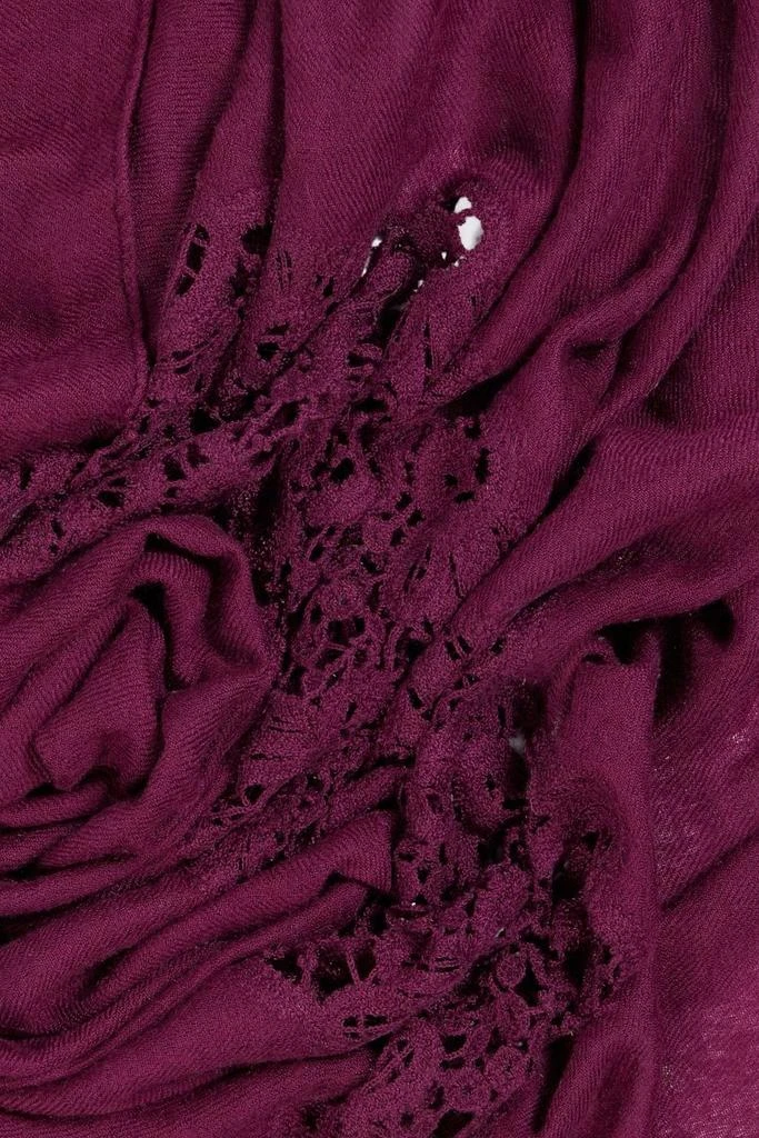 商品Loro Piana|Crochet-trimmed cashmere scarf,价格¥3860,第3张图片详细描述