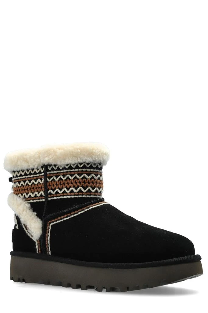 商品UGG|UGG Classic Mini Antherson Slip-On Boots,价格¥1582,第2张图片详细描述