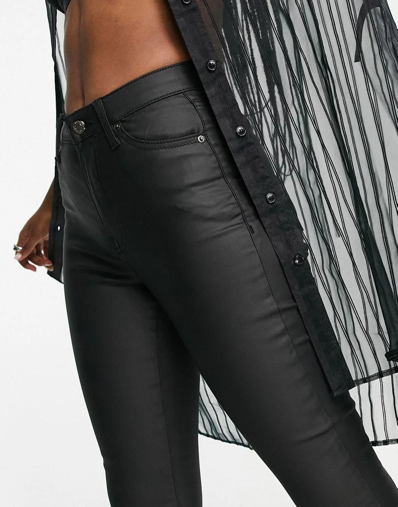 商品Topshop|Topshop Jamie jeans in coated black,价格¥262,第4张图片详细描述
