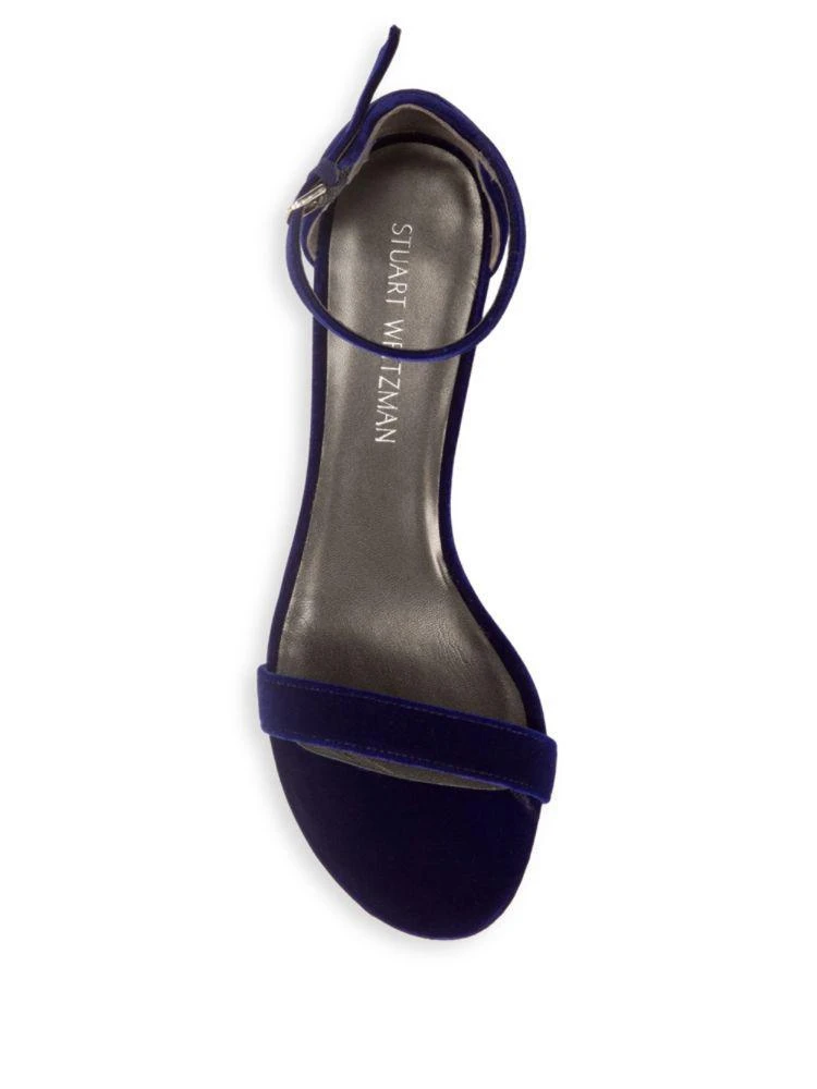 商品Stuart Weitzman|Nearlynude 麂皮粗跟一字凉鞋,价格¥1101,第4张图片详细描述