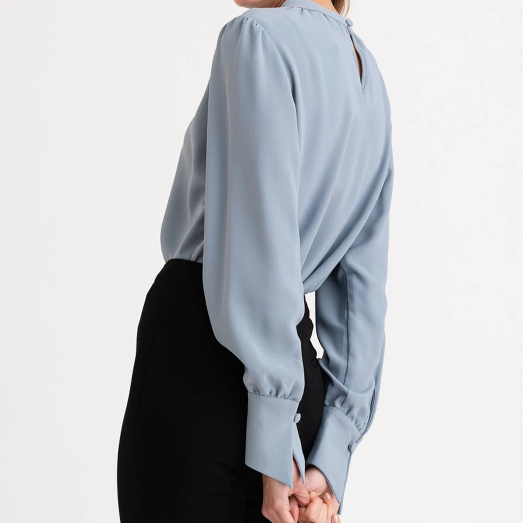 商品[国内直发] Petite Studio NYC|Buvette 珍珠衬衣 - 雾蓝色 | Buvette Blouse - Dusty Blue,价格¥782,第3张图片详细描述