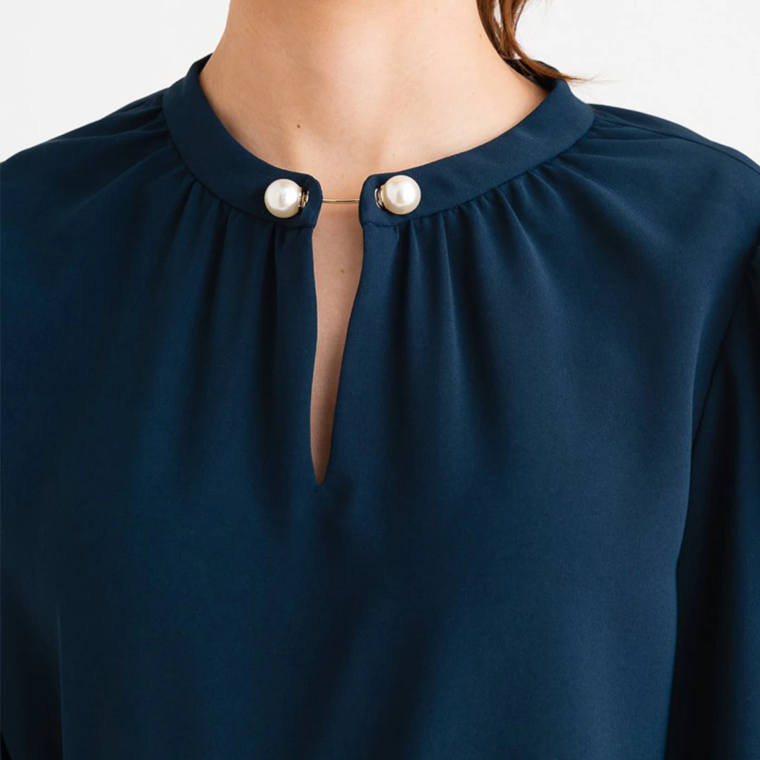 商品[国内直发] Petite Studio NYC|Buvette 珍珠衬衣 - 藏青色 | Buvette Blouse - Navy,价格¥782,第4张图片详细描述