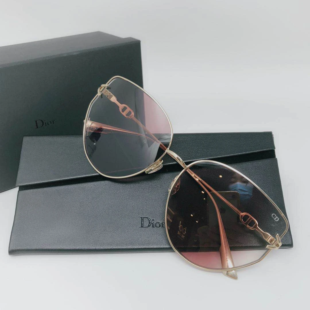 商品Dior|女款时尚配饰太阳镜 蝶形太阳眼镜,价格¥2092,第1张图片