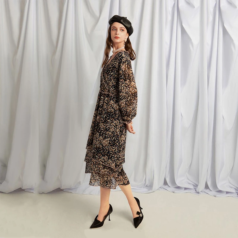 商品[国内直发] Petite Studio NYC|Sara连衣裙 - 藏青印花 | Sara Dress - Navy Print,价格¥233,第3张图片详细描述