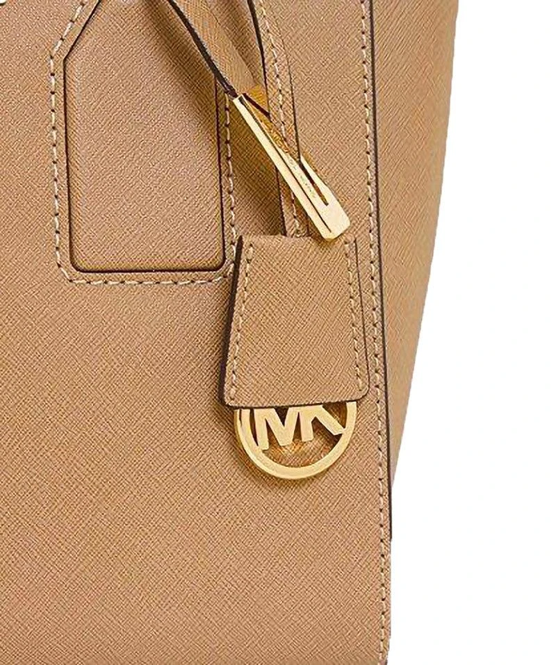 商品Michael Kors|Michael Kors Selby Messenger,价格¥1986,第3张图片详细描述