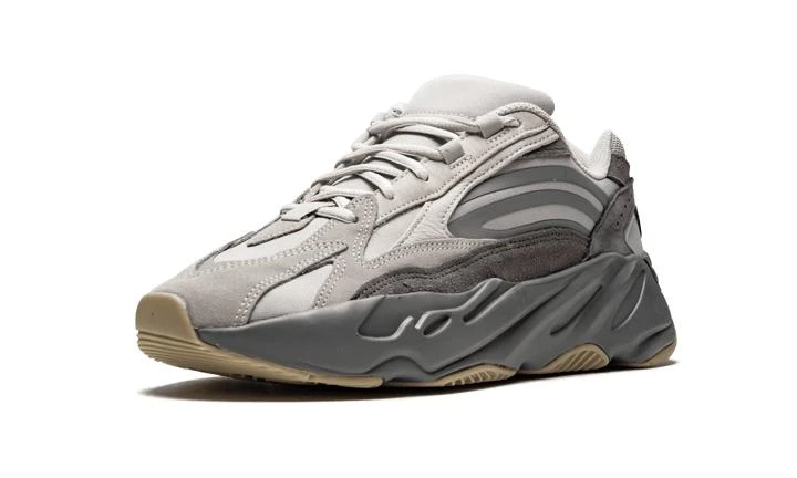 商品Adidas|Adidas Yeezy Boost 700 V2,价格¥3064-¥6164,第5张图片详细描述