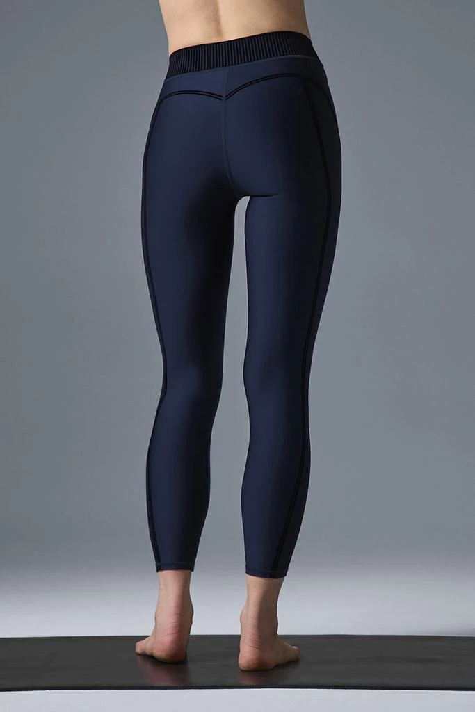 商品Alo|Airlift High-Waist 7/8 Line Up Legging - Navy,价格¥1049,第4张图片详细描述