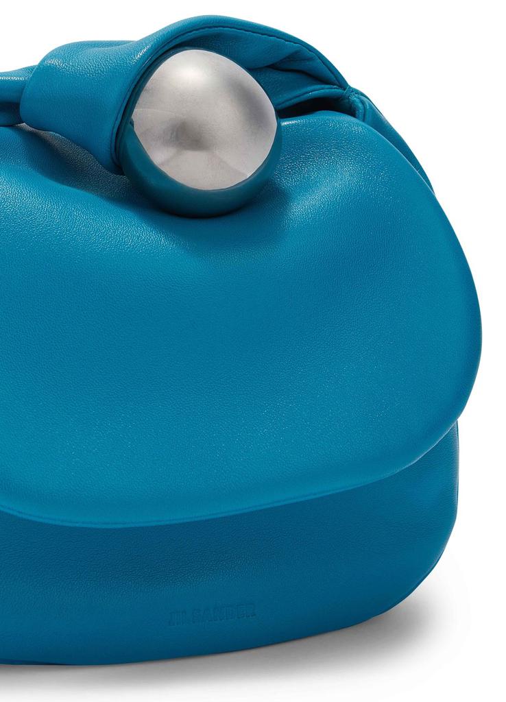 15e619a6-b723-3bfa-afff-