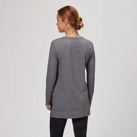 商品Patagonia|Glorya Side Slit Long-Sleeve Top - Women's,价格¥297,第2张图片详细描述