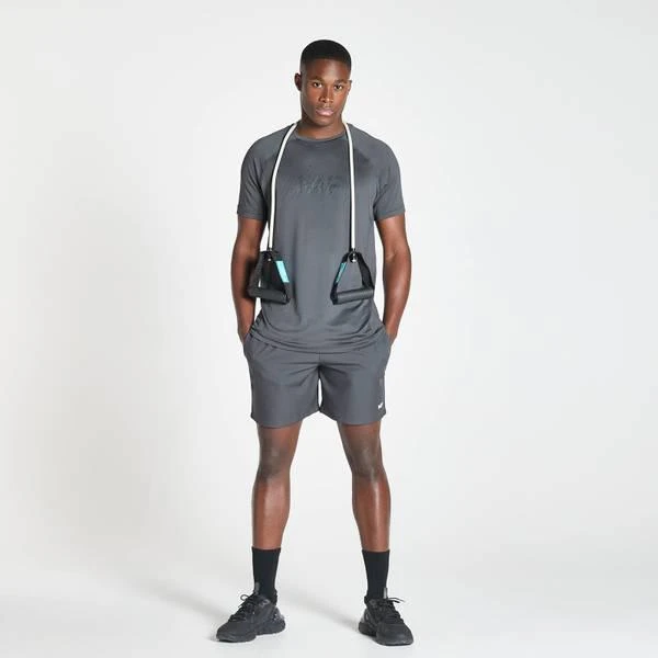 商品Myprotein|MP Men's Linear Line Graphic Essentials Training Short Sleeve T-Shirt - Gun Metal,价格¥135,第2张图片详细描述