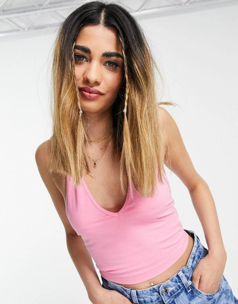 商品Echo Design|ASOS DESIGN halter neck crop top in pink,价格¥59,第1张图片
