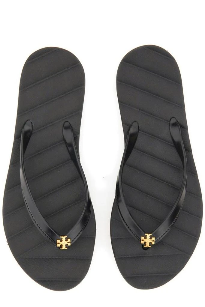 商品Tory Burch|Tory Burch Kira Logo Plaque Flip Flops,价格¥654,第3张图片详细描述