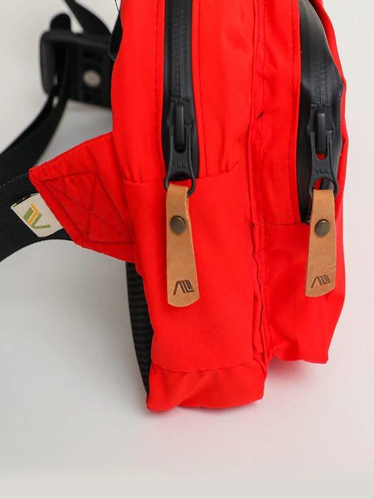商品ANOTHER LEADER|Leader Hip Sack Red,价格¥365,第1张图片