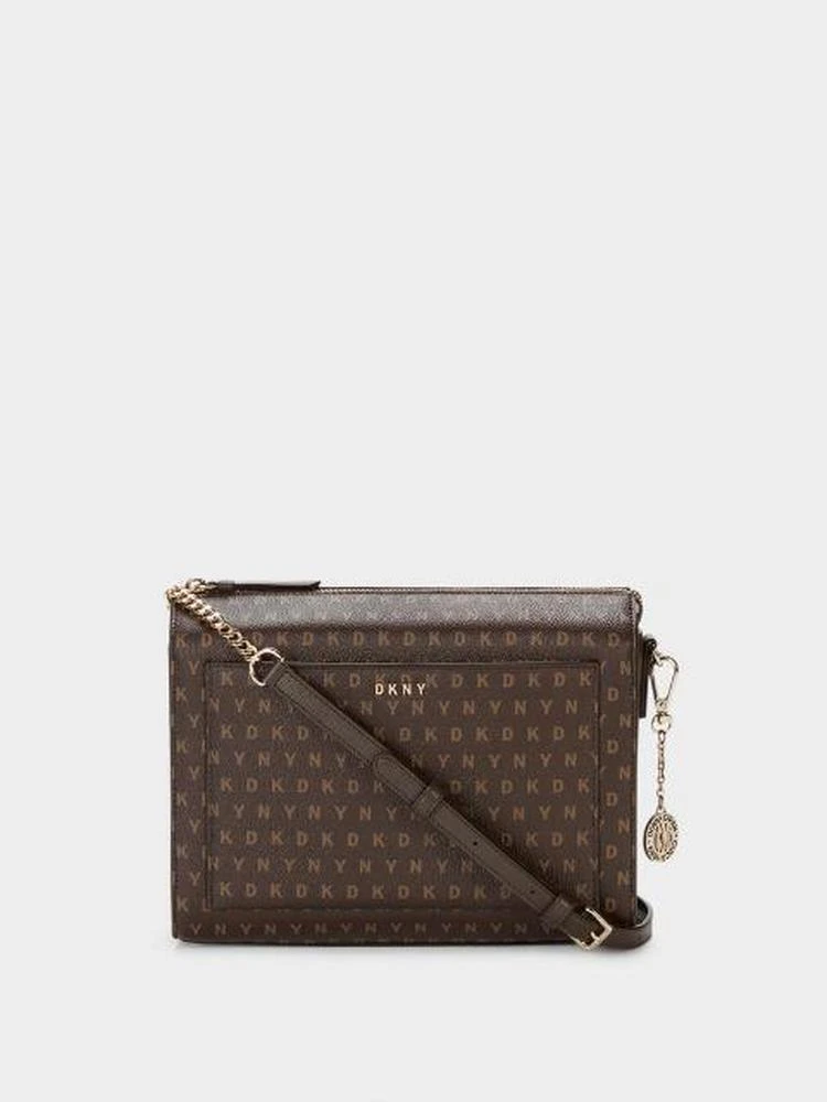 商品DKNY|Coated Logo Medium Box Crossbody,价格¥1283,第1张图片