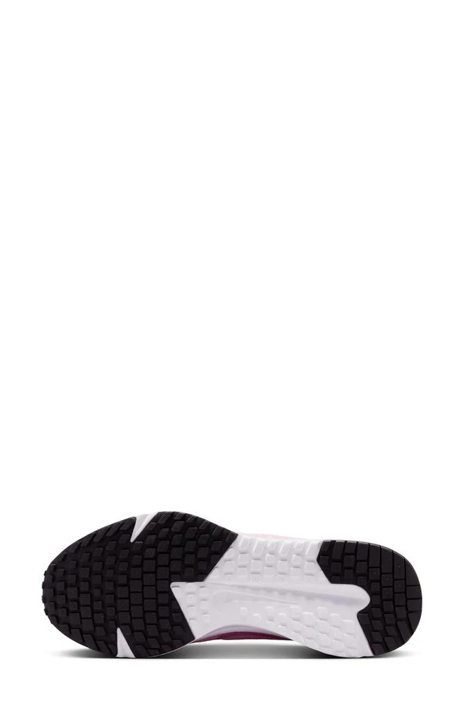 商品NIKE|Run Defy Running Shoe,价格¥393,第5张图片详细描述