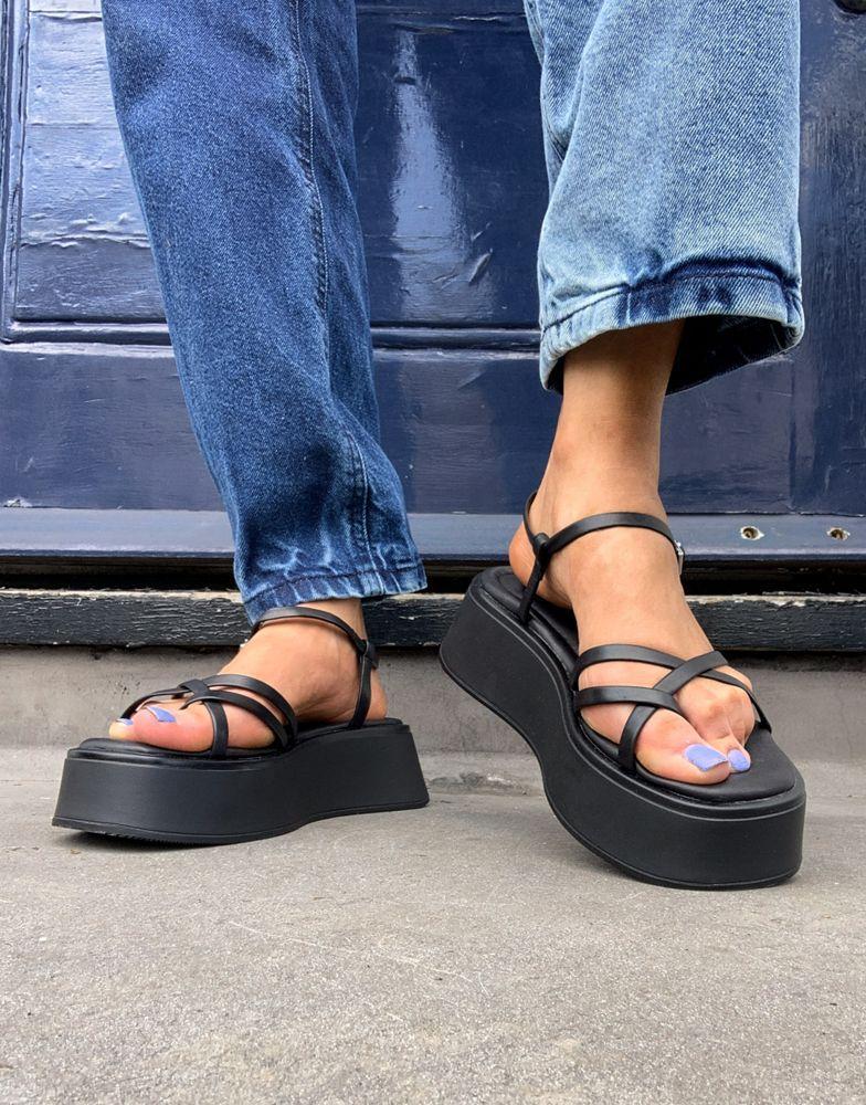 商品Vagabond|Vagabond Courtney strappy flatform sandals in black,价格¥691,第5张图片详细描述