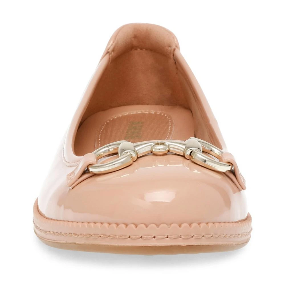 Women's Elysse Round Toe Flats 商品