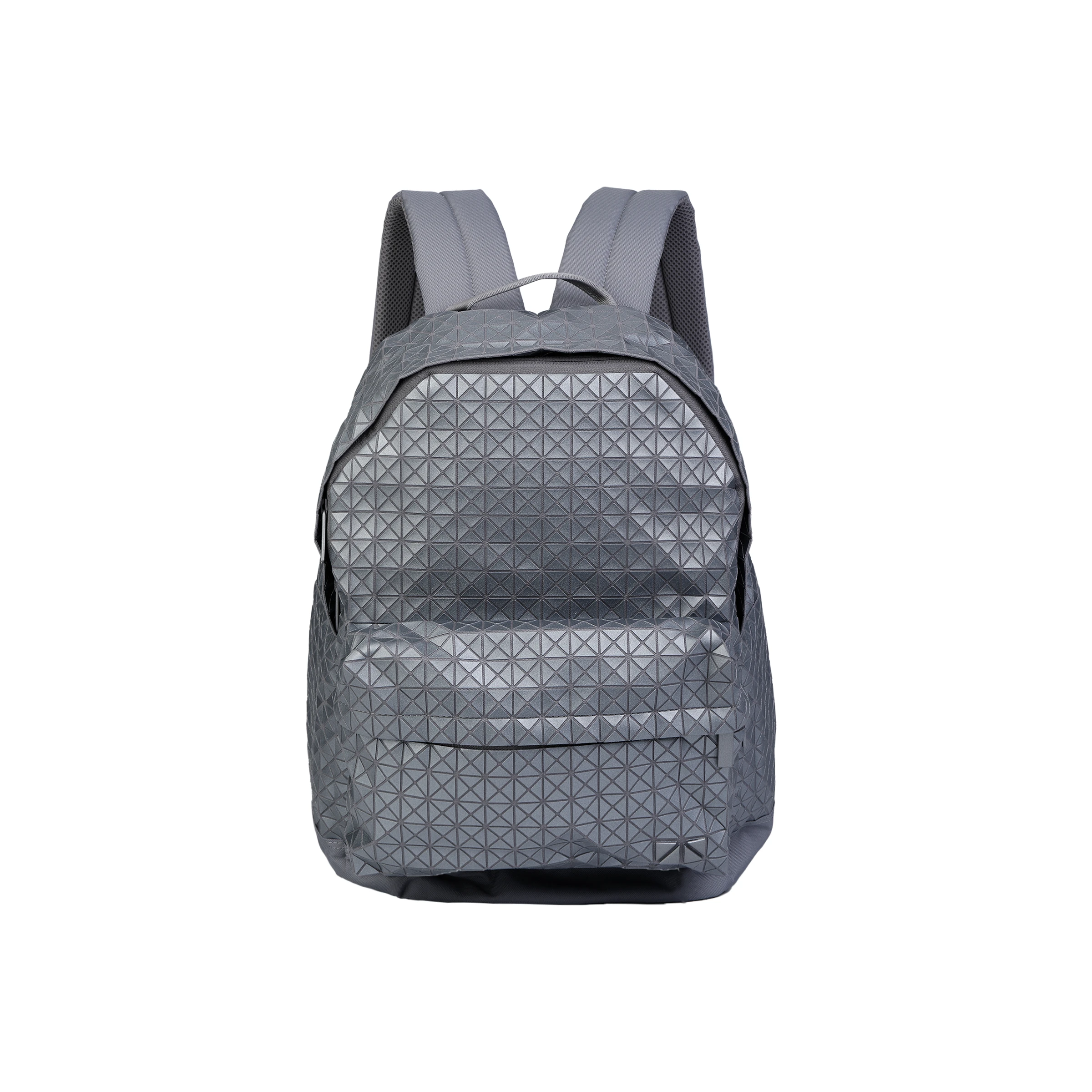 商品[国内直发] Issey Miyake|三宅一生 Kuro Daypack系列 四月限定磨砂大容量 聚氨酯 电脑包书包背包双肩包 常规 男女同款情侣款 金属灰,价格¥5852,第1张图片