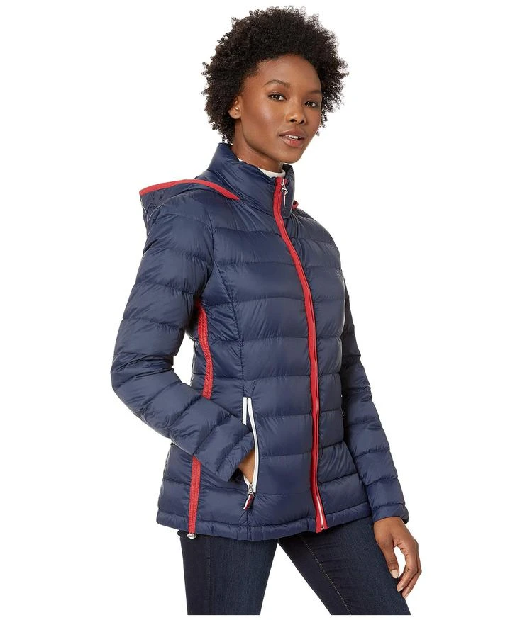 商品Tommy Hilfiger|Packable Down 女士超轻羽绒服,价格¥904,第4张图片详细描述