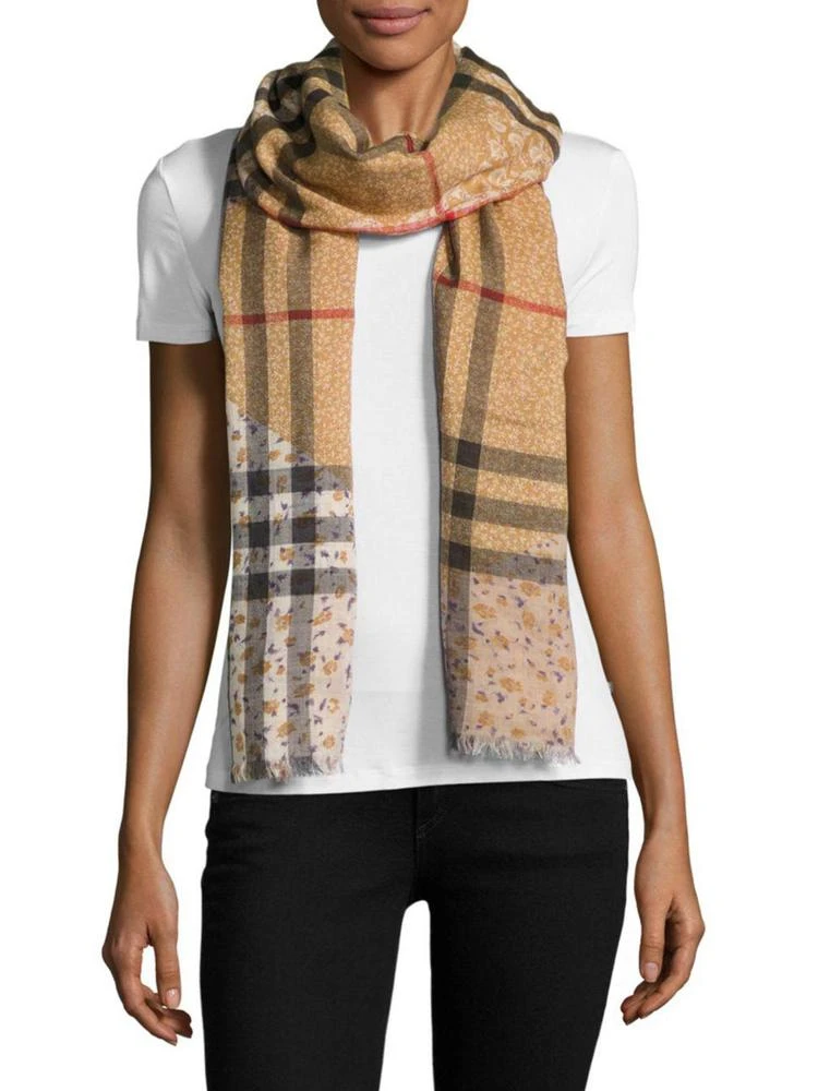 商品Burberry|Patchwork Floral-Print Wool & Silk Scarf,价格¥2282,第1张图片