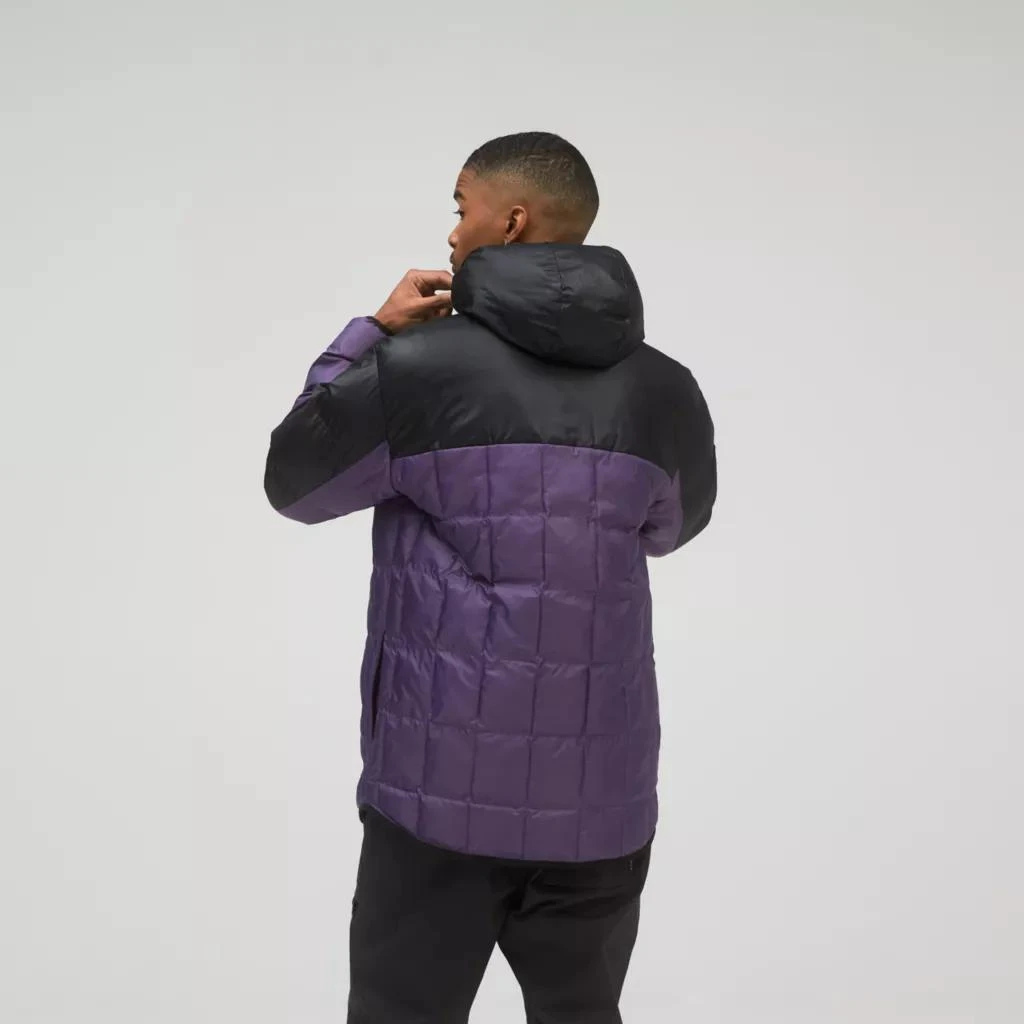 商品New Balance|NB AT Iridescent Puffer Jacket,价格¥978,第3张图片详细描述