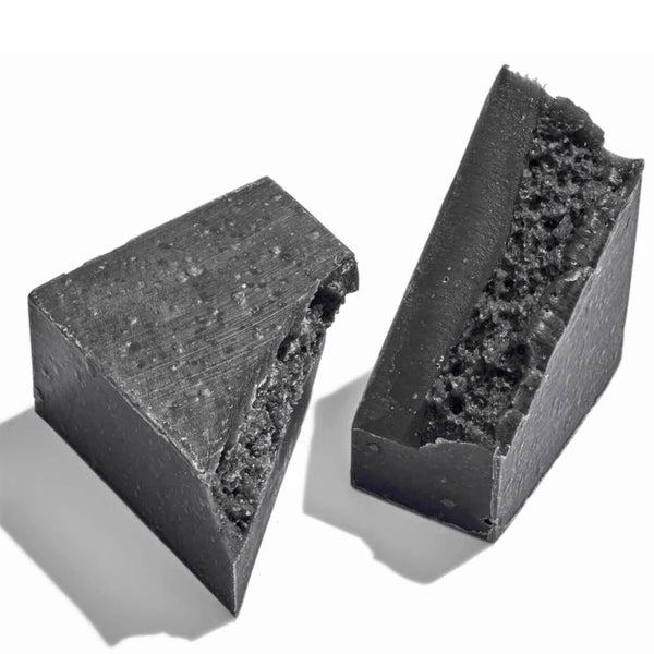 商品Lookfantastic|Herbivore Bamboo Charcoal Detoxifying Soap Bar 113g,价格¥114,第3张图片详细描述
