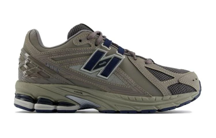 商品[国内直发] New Balance|[预售3天]NB 1906R 舒适百搭 耐磨透气 低帮 儿童休闲鞋 灰色 青少年,价格¥571,第3张图片详细描述