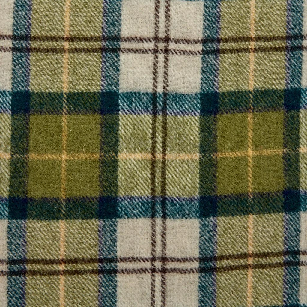 商品Barbour|Barbour Men's Tartan Lambswool Scarf - Ancient,价格¥265,第3张图片详细描述