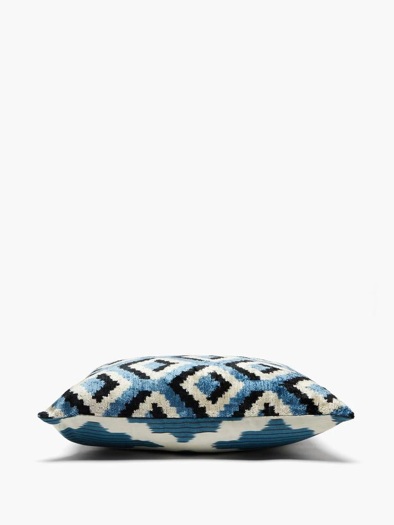 商品Les Ottomans|Ikat silk-velvet cushion,价格¥1180,第3张图片详细描述