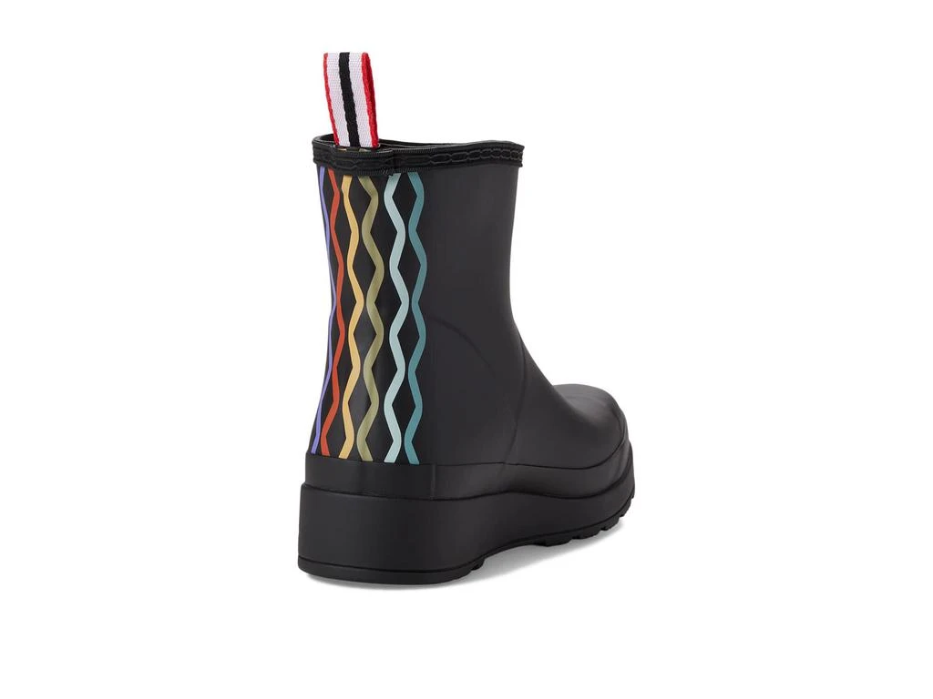 商品Hunter|Play Short Linear Rainbow Print Boot,价格¥823,第5张图片详细描述