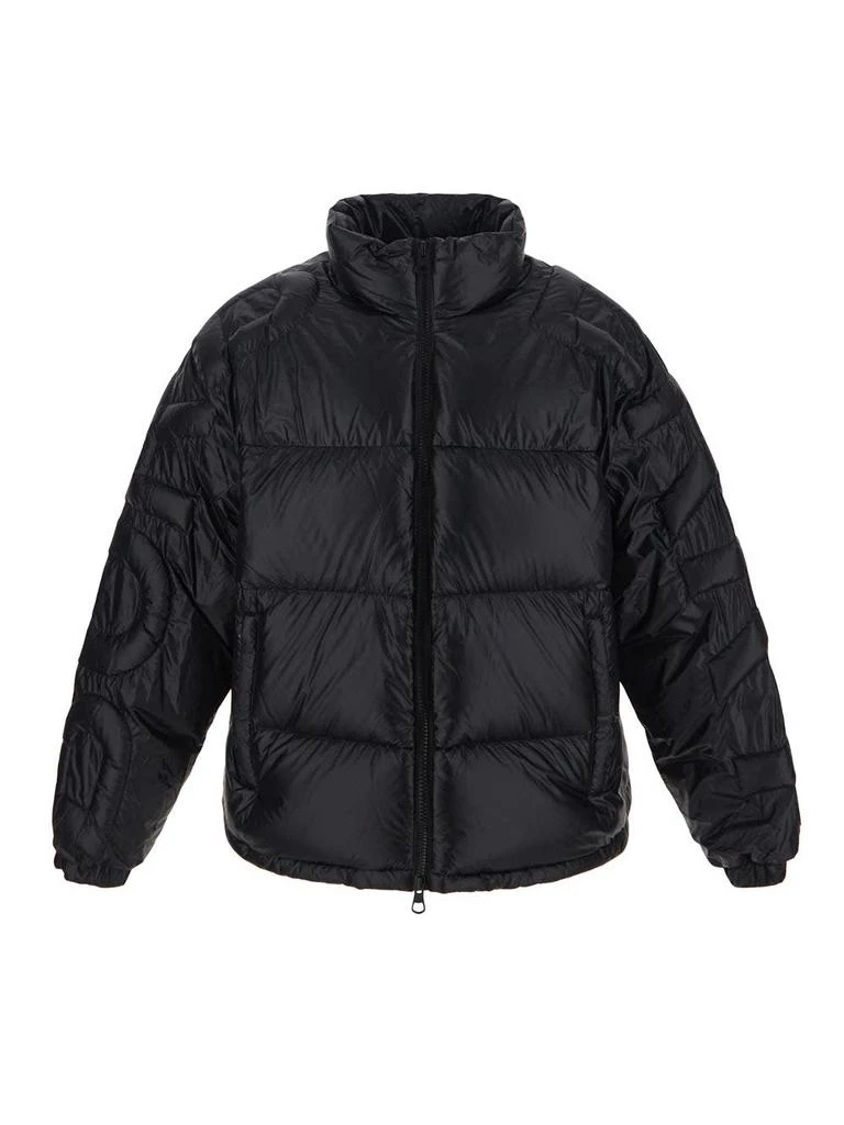 商品Burberry|Embossed Logo Puffer,价格¥9787,第1张图片