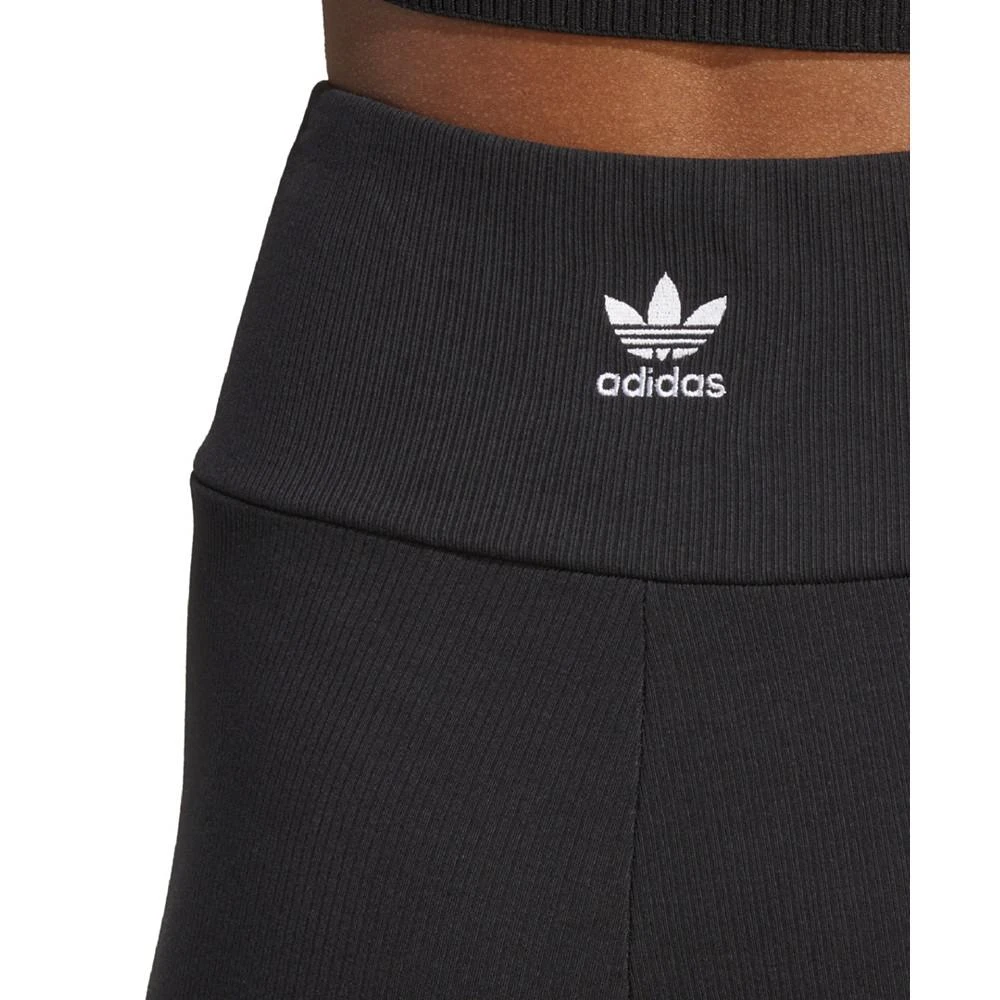 商品Adidas|Women's Adicolor Essentials High Rise Short Leggings,价格¥135,第3张图片详细描述