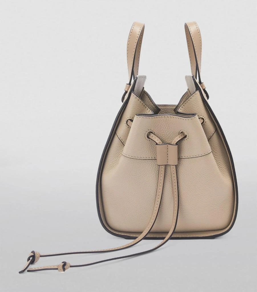 商品Loewe|Mini Leather Hammock Top-Handle Bag,价格¥15981,第4张图片详细描述