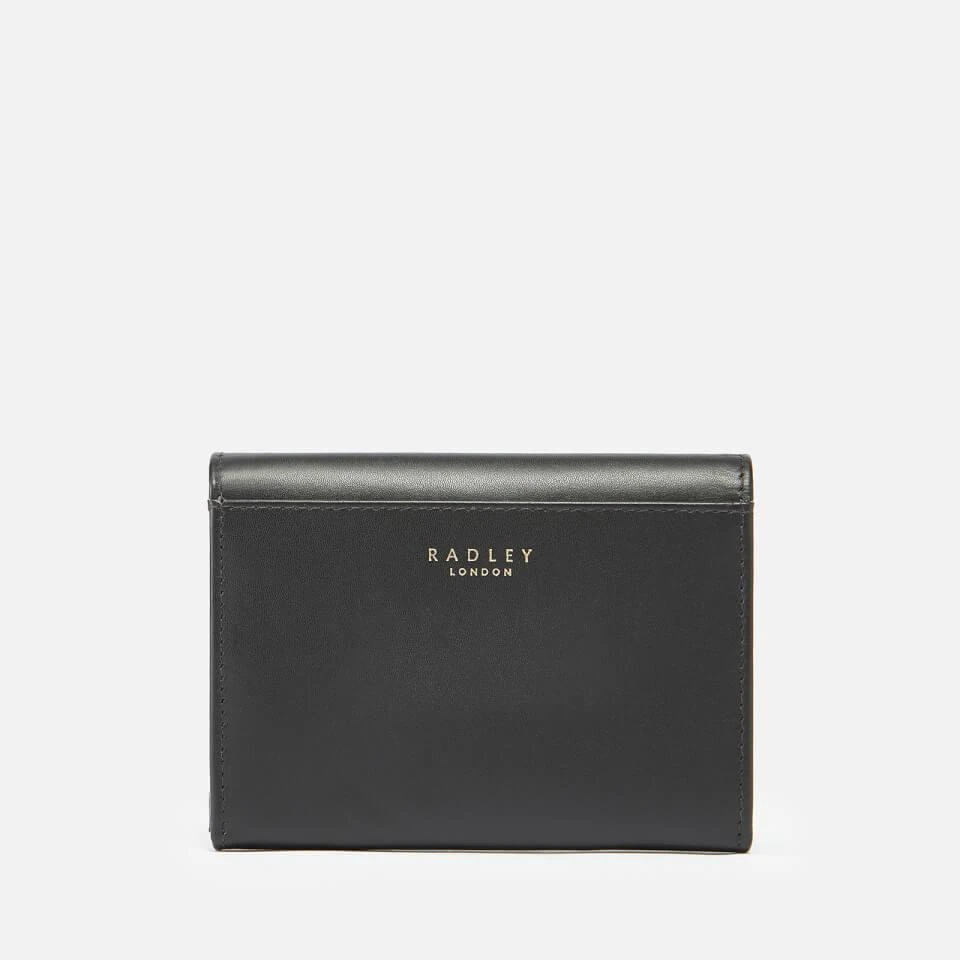 商品Radley|Radley Women's Radley Crest Medium Flapover Purse - Black,价格¥446,第2张图片详细描述