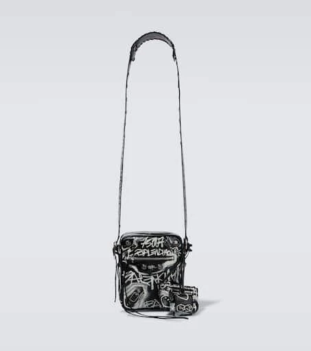 商品Balenciaga|Leather crossbody bag,价格¥10665,第1张图片