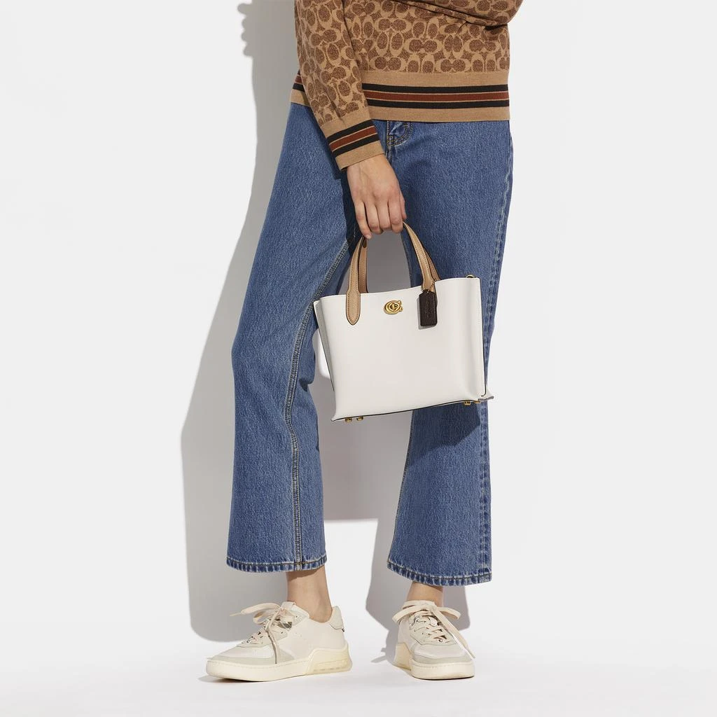 商品Coach|Willow Colour-Block Leather Tote Bag,价格¥2044,第2张图片详细描述