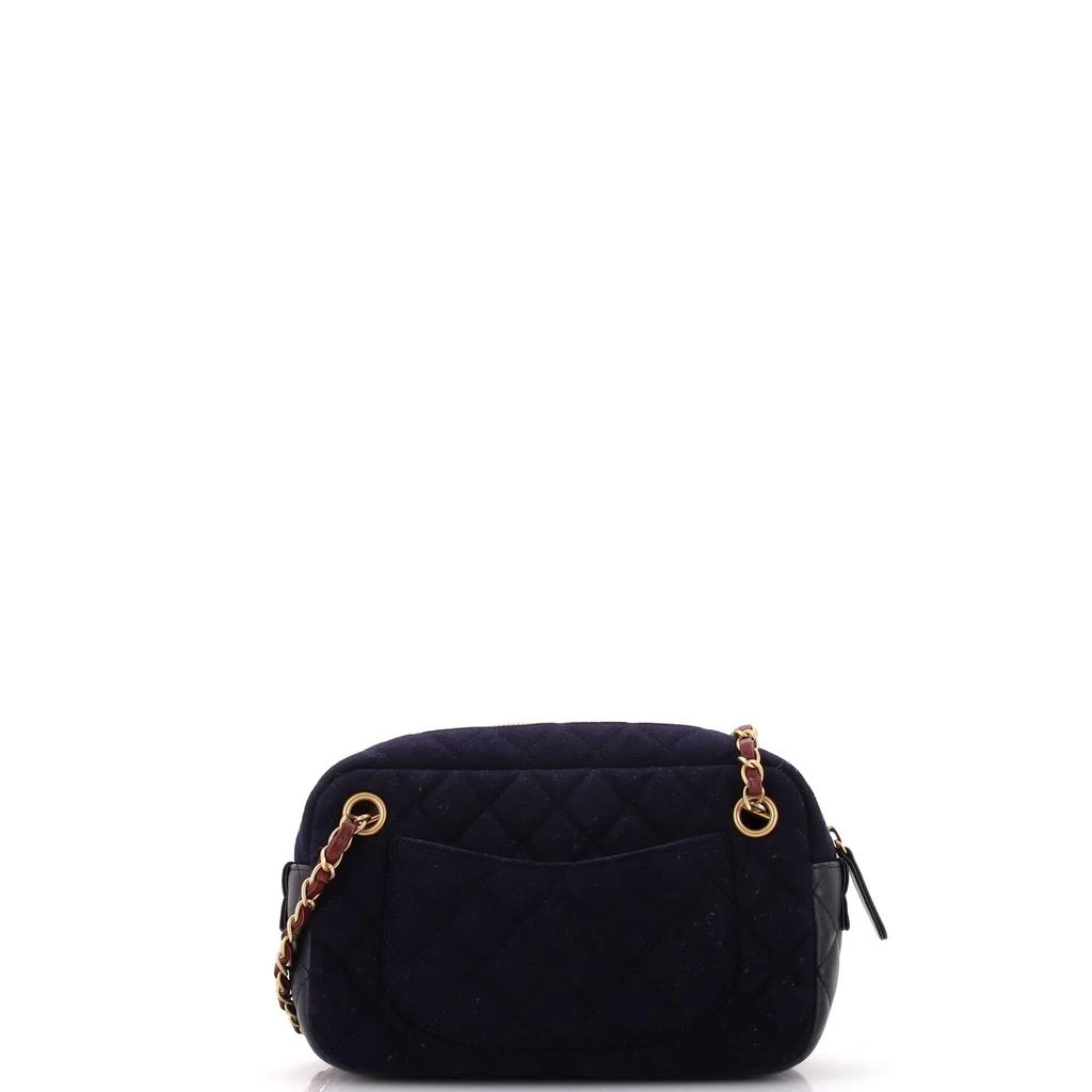 商品[二手商品] Chanel|Paris-Hamburg Charms Camera Bag Quilted Wool and Lambskin Small,价格¥23089,第3张图片详细描述