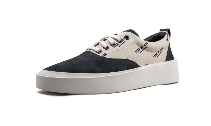 商品Fear of god|Fear Of God 101 LACE UP SNEAKER,价格¥3838,第5张图片详细描述