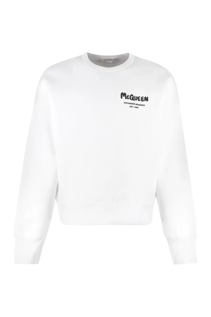 商品Alexander McQueen|Alexander McQueen Grafitti Logo Printed Crewneck Sweatshirt,价格¥2355,第1张图片