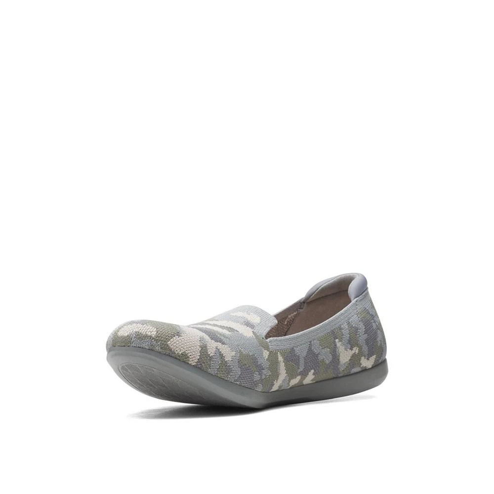 商品Clarks|Women's Cloudstepper Carly Dream Flats,价格¥374,第2张图片详细描述