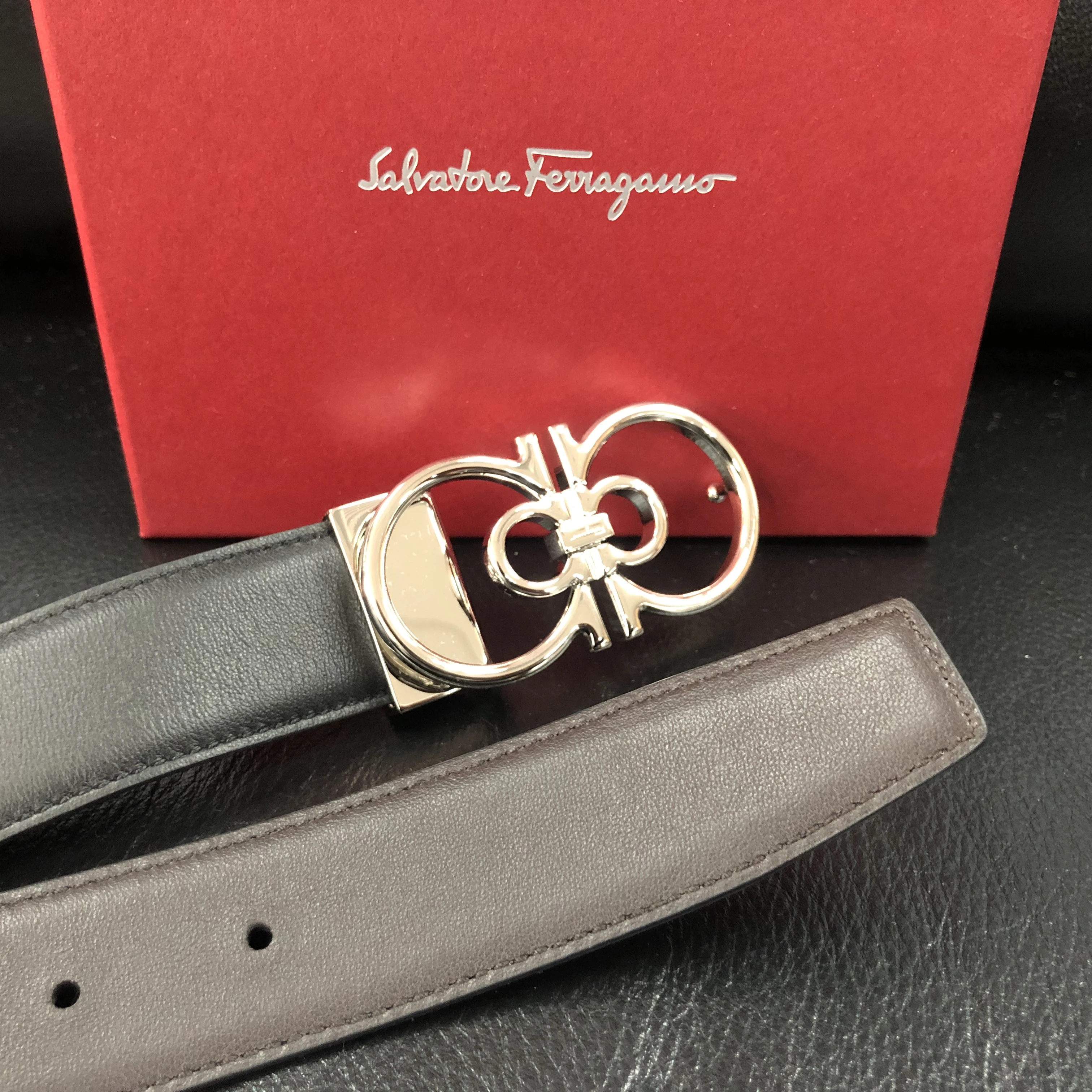 SALVATORE FERRAGAMO 黑色男士腰带 670048745801 商品