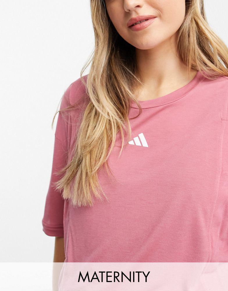 adidas Training Maternity essentials t-shirt in red商品第1张图片规格展示