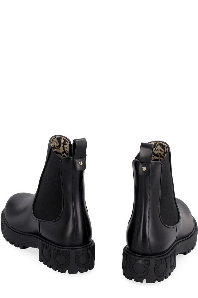 商品Salvatore Ferragamo|Salvatore Ferragamo Monogram Embossed Ankle Boots,价格¥3085,第3张图片详细描述