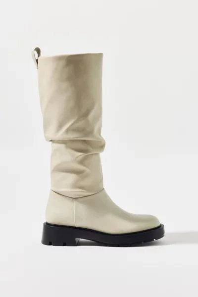 Charles & Keith Slouchy Tall Boot 商品